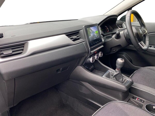 Used Renault Captur 2024 for sale - 75644393: Photo 7