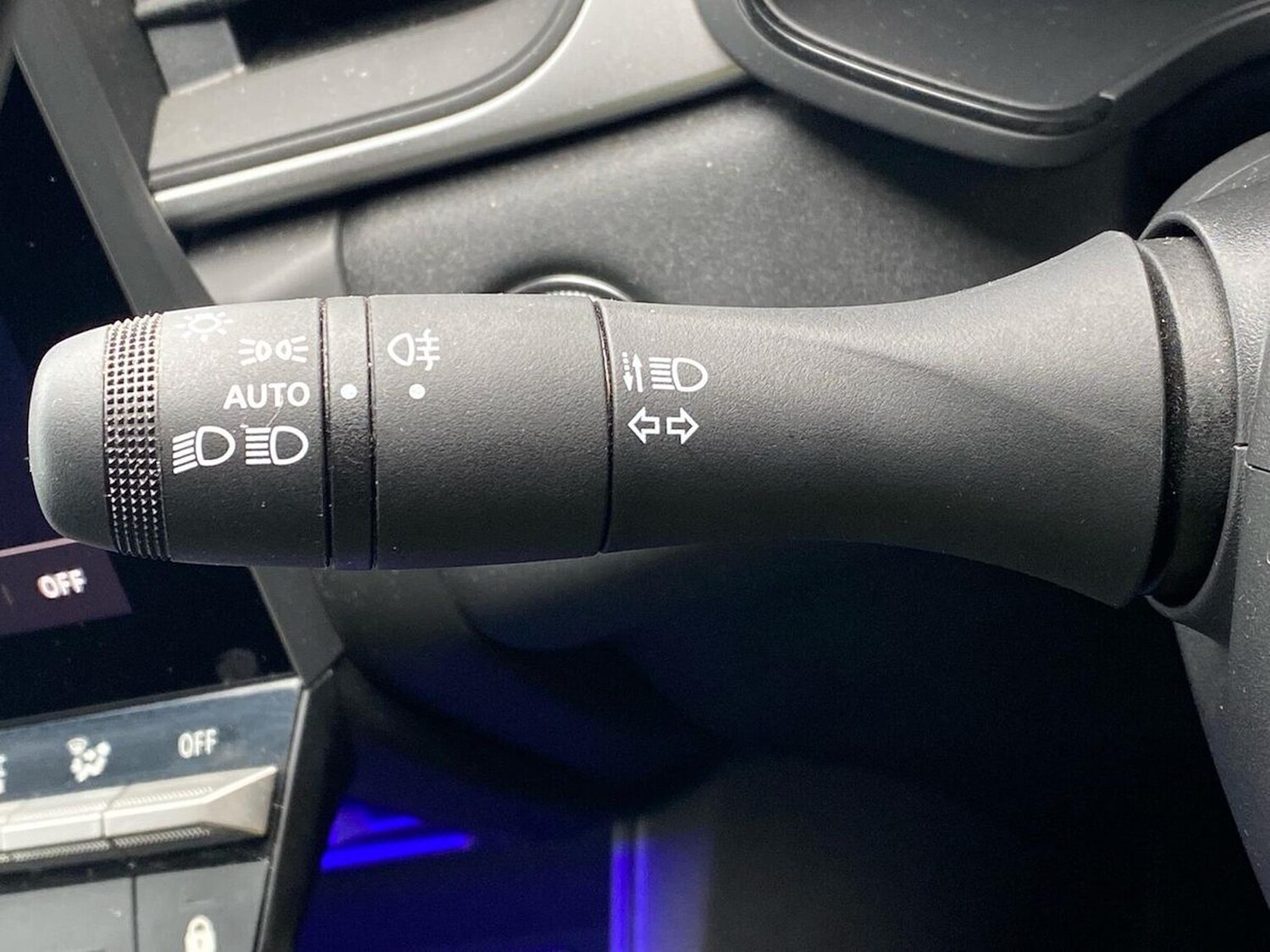 Used Renault Captur 2024 for sale - 78026161: Photo 28