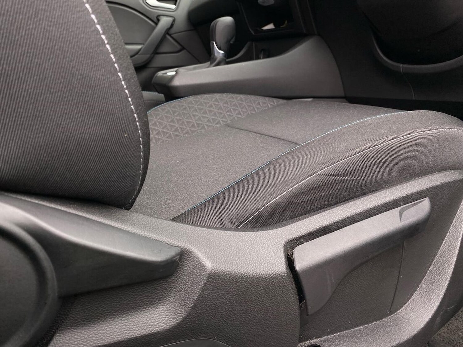 Used Renault Captur 2024 for sale - 78026161: Photo 30