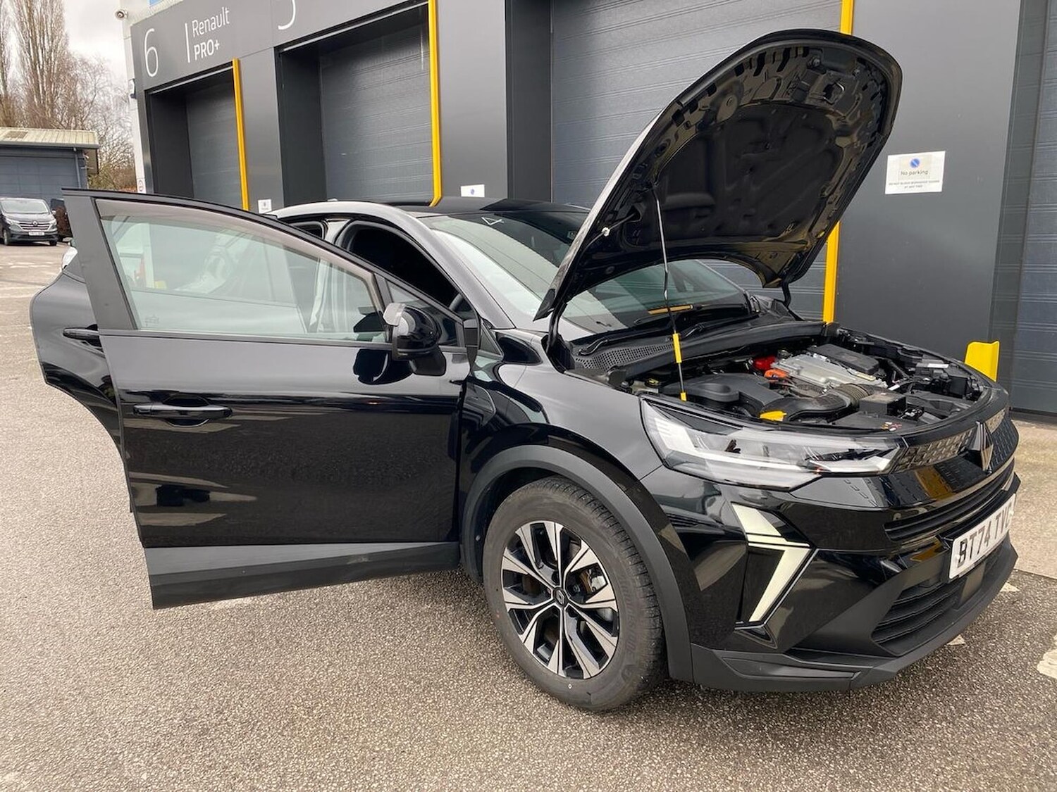 Used Renault Captur 2024 for sale - 78026161: Photo 39