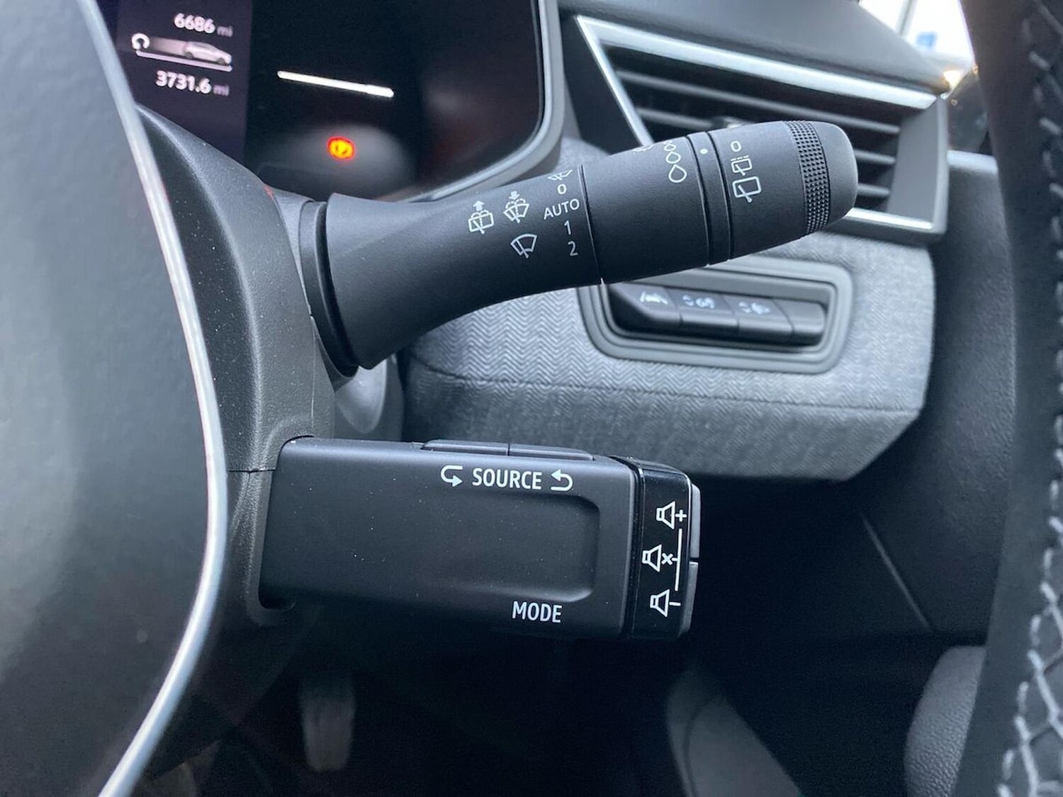 Used Renault Clio 2024 for sale - 77488323: Photo 28