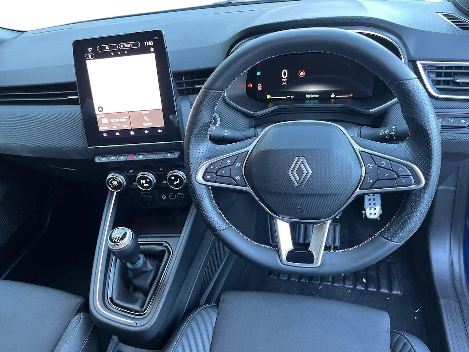 Used Renault Clio 2025 for sale - 77012405: Photo 11