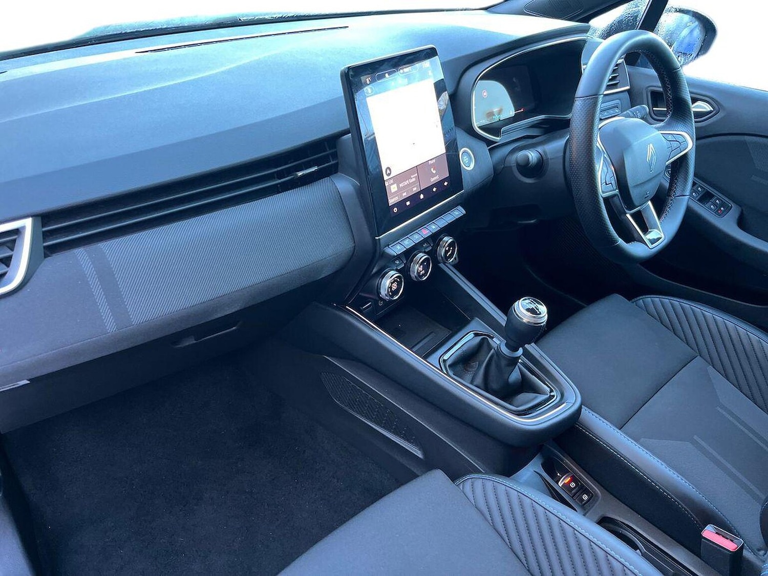 Used Renault Clio 2025 for sale - 77012405: Photo 9