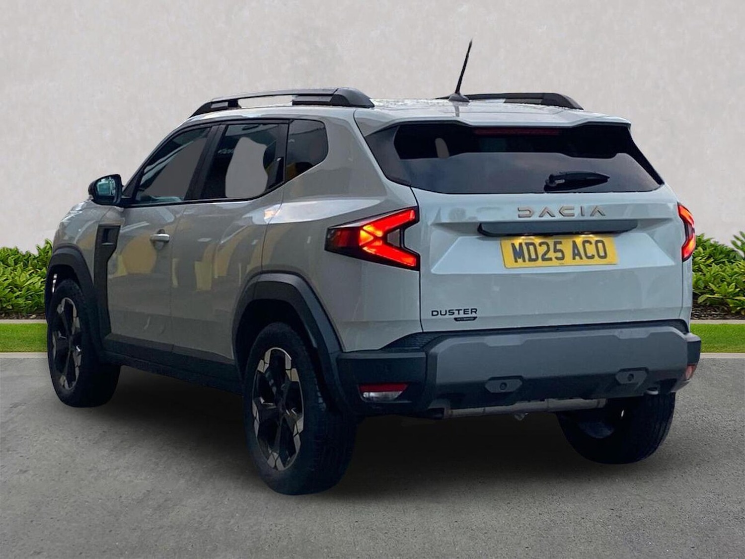 Used Dacia Duster 2025 for sale - 76885054: Photo 2