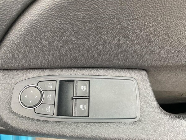 Used Renault Clio 2019 for sale - 76187180: Photo 21