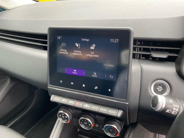 Used Renault Clio 2019 for sale - 76187180: Photo 25