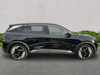 Used Renault Scenic E-Tech 2024 for sale - 76426750: Photo