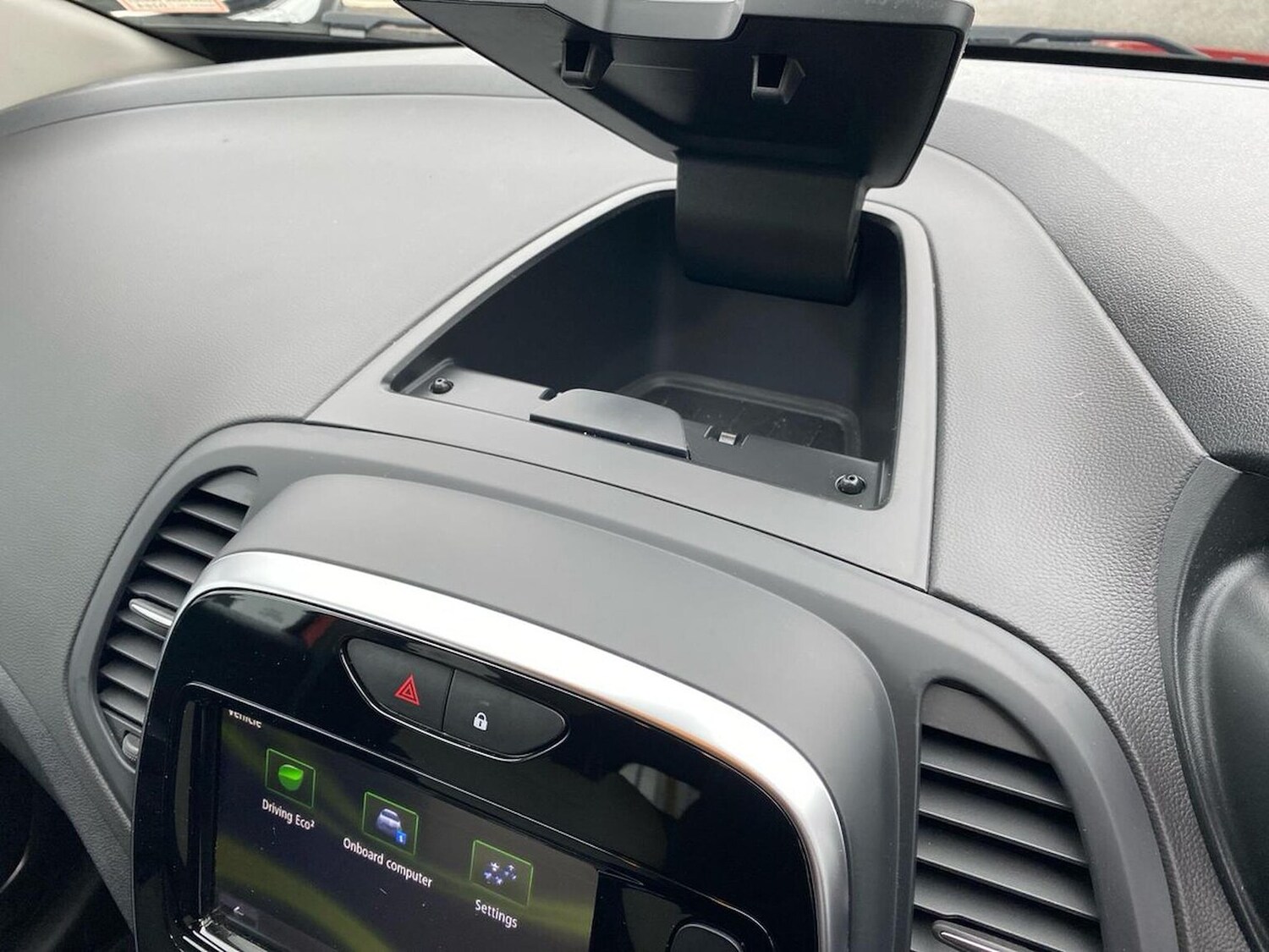 Used Renault Captur 2019 for sale - 77998740: Photo 32