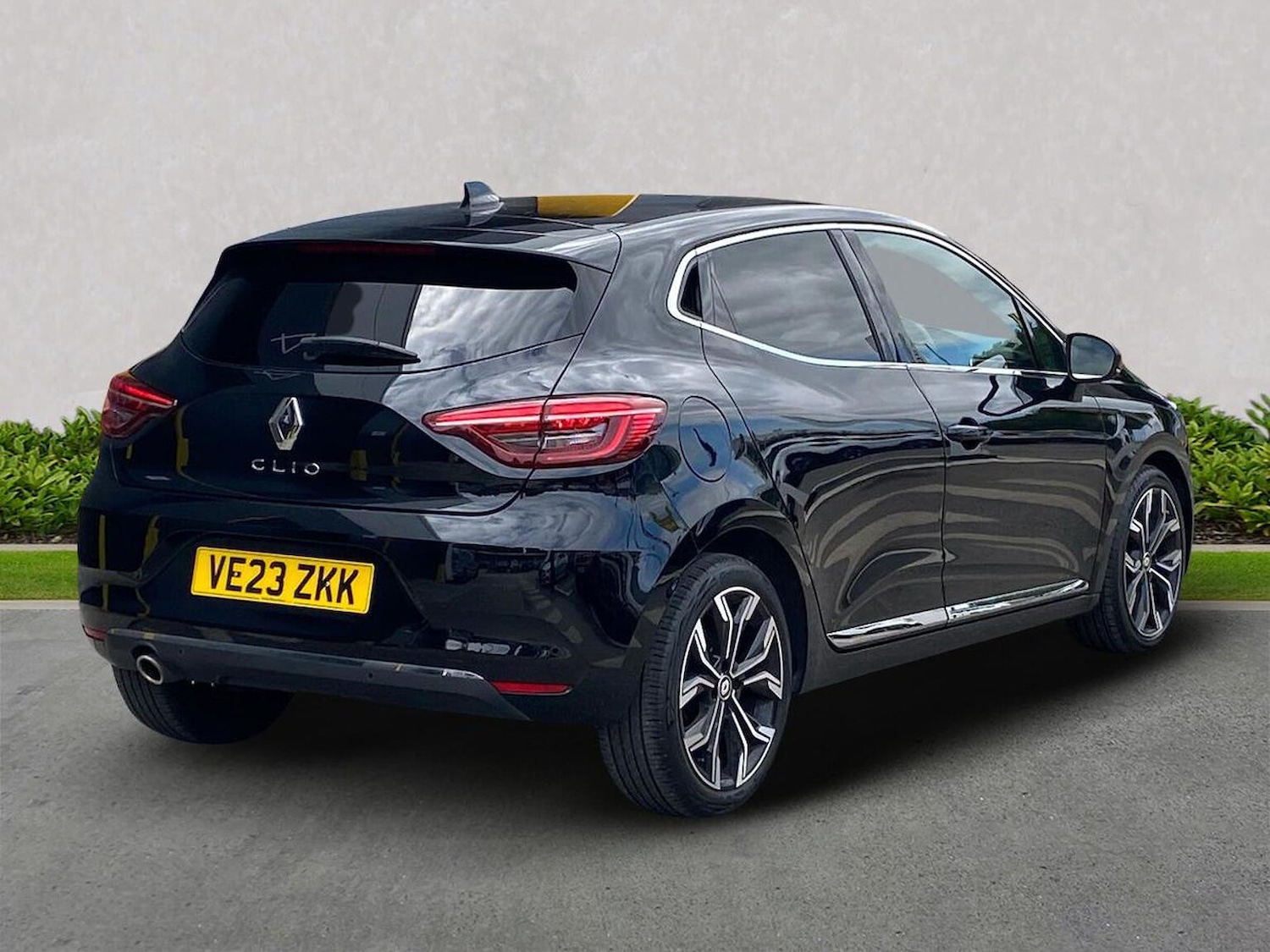 Used Renault Clio 2023 for sale - 76532472: Photo 18