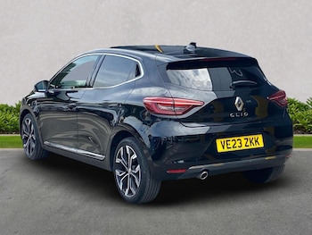Used Renault Clio 2023 for sale - 76532472: Photo