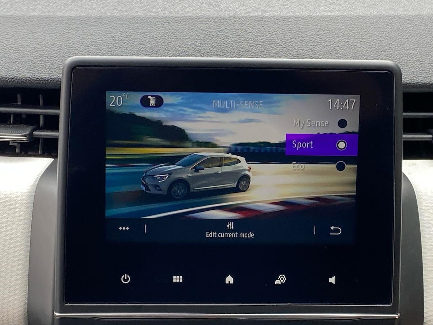 Used Renault Clio 2023 for sale - 76532472: Photo 38