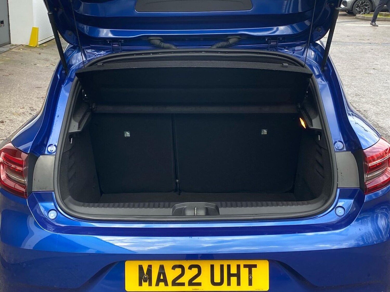 Used Renault Clio 2022 for sale - 76860074: Photo 17