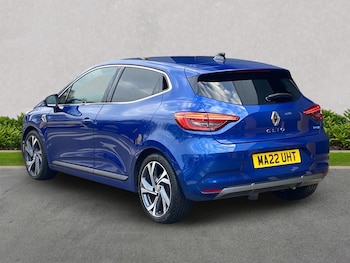 Used Renault Clio 2022 for sale - 76860074: Photo