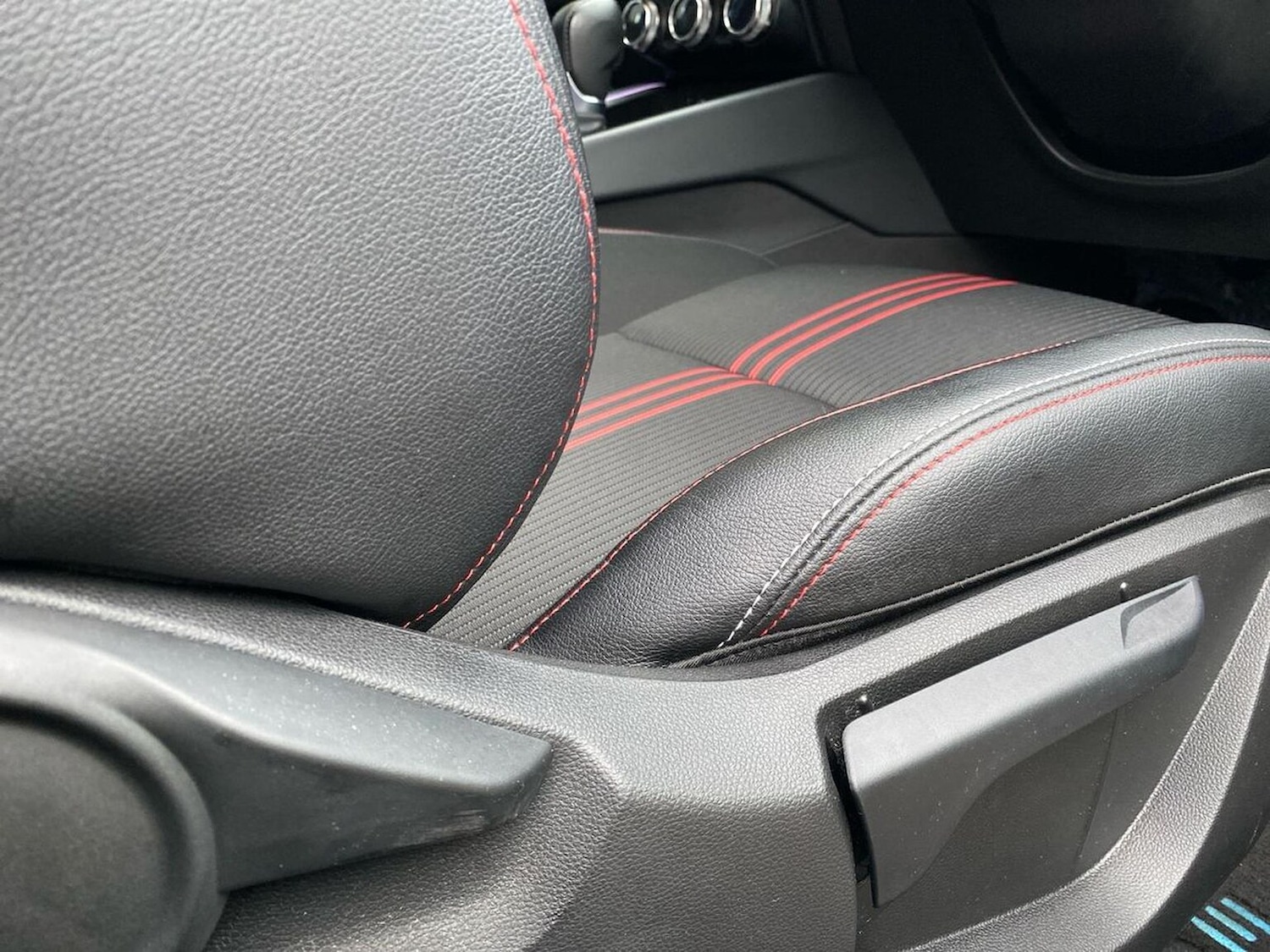 Used Renault Clio 2022 for sale - 76860074: Photo 30