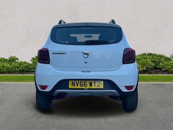 Used Dacia Sandero Stepway 2017 for sale - 78653737: Photo