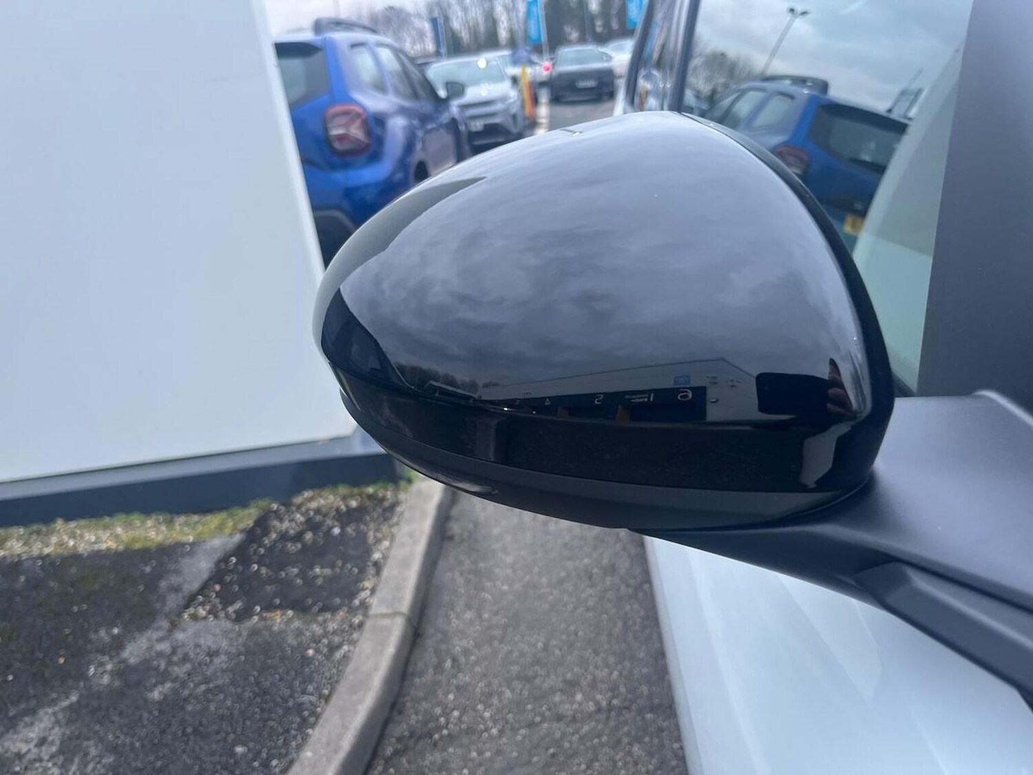 Used Renault 5 2026 for sale - 77962273: Photo 37