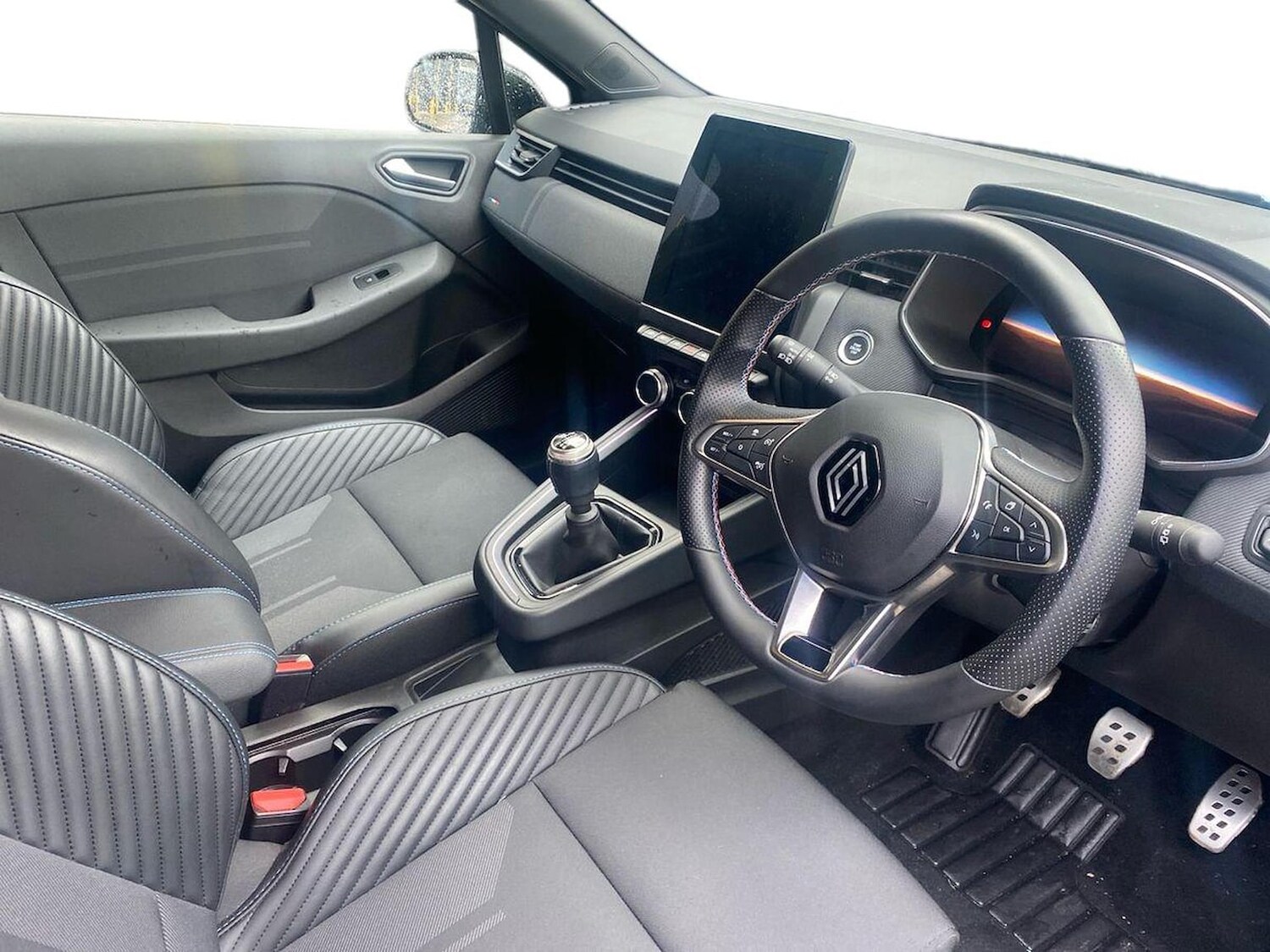 Used Renault Clio 2024 for sale - 76627990: Photo 15