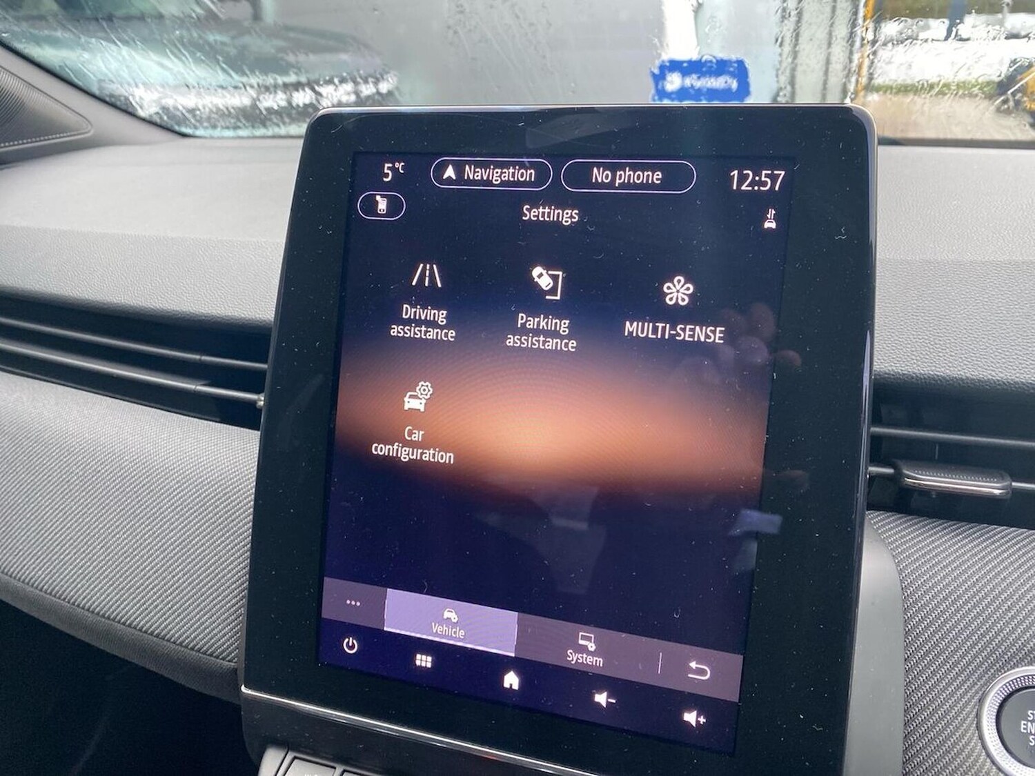 Used Renault Clio 2024 for sale - 76627990: Photo 25