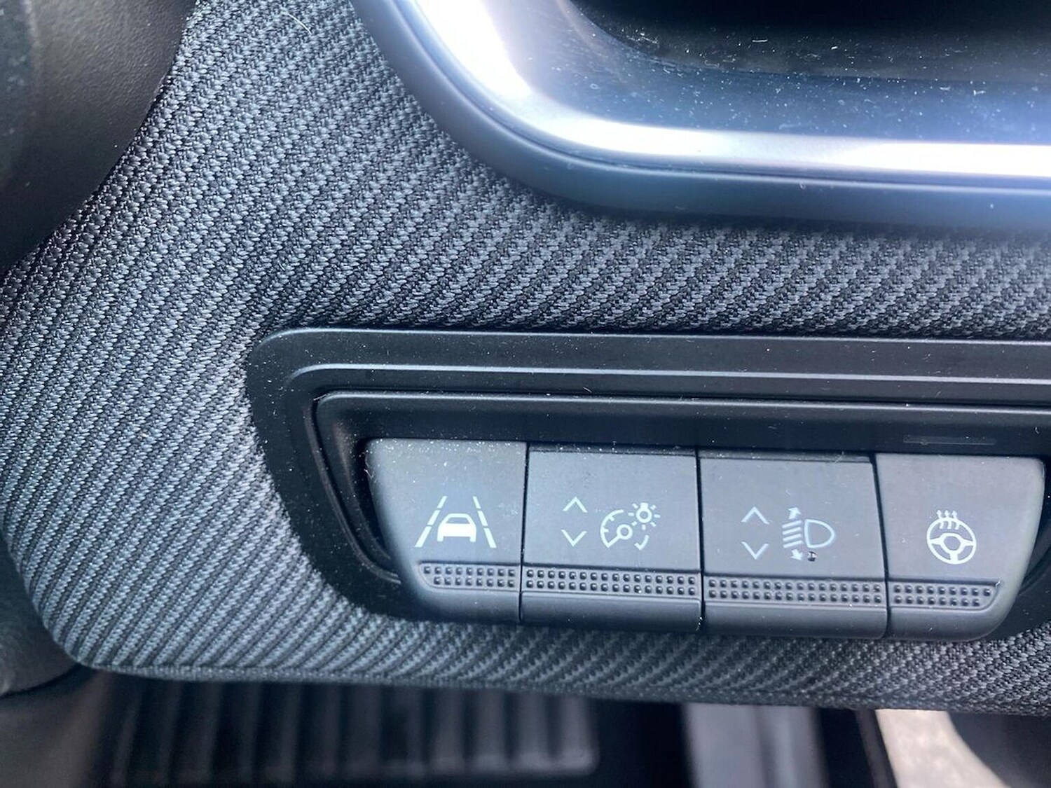 Used Renault Clio 2024 for sale - 76627990: Photo 39