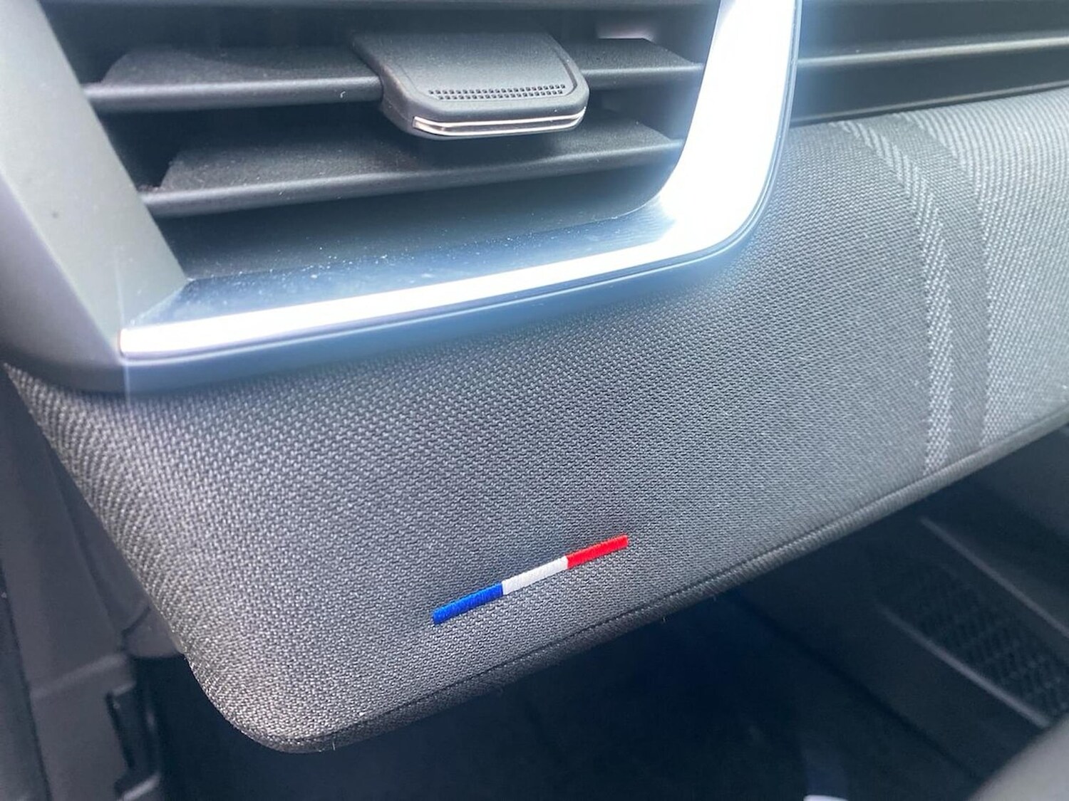 Used Renault Clio 2024 for sale - 76627990: Photo 43