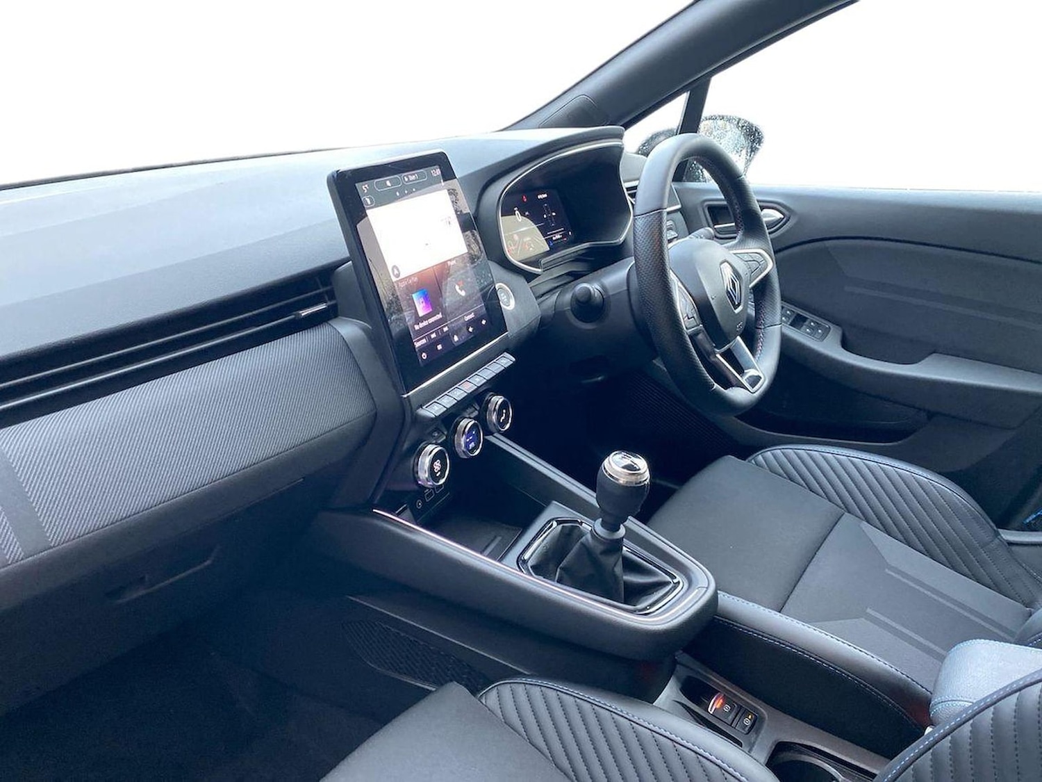 Used Renault Clio 2024 for sale - 76627990: Photo 7