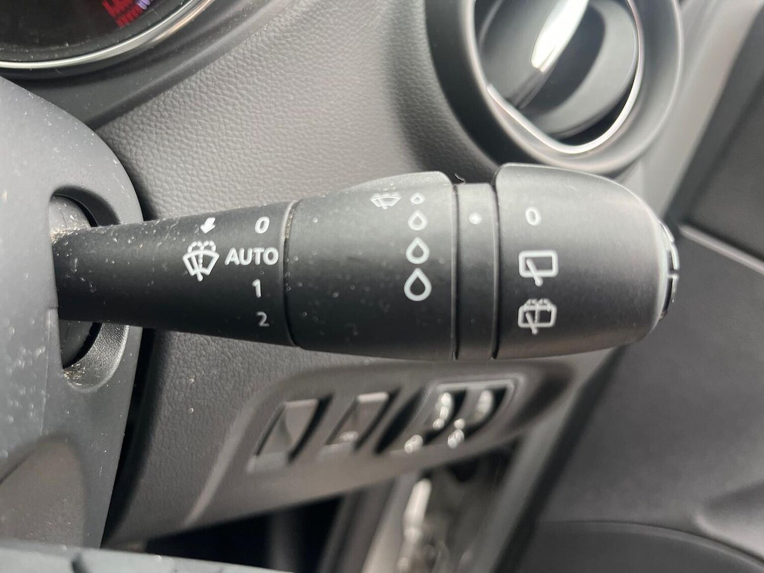 Used Renault Captur 2018 for sale - 78194667: Photo 28