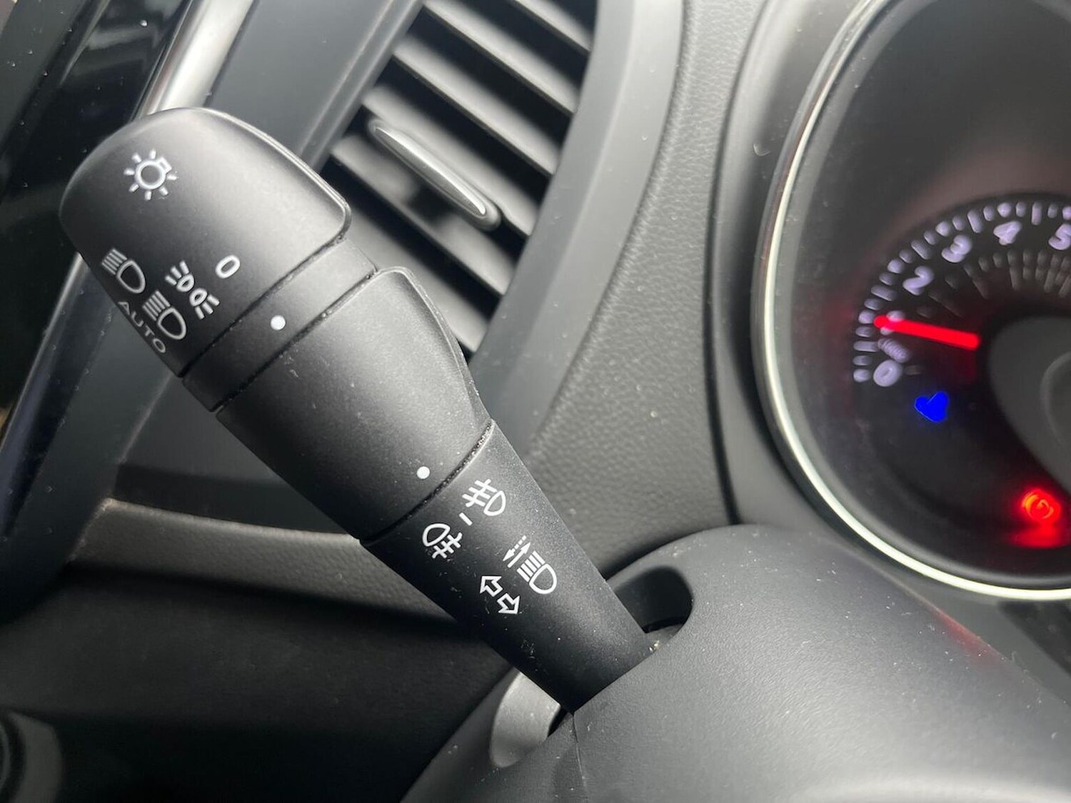 Used Renault Captur 2018 for sale - 78194667: Photo 29