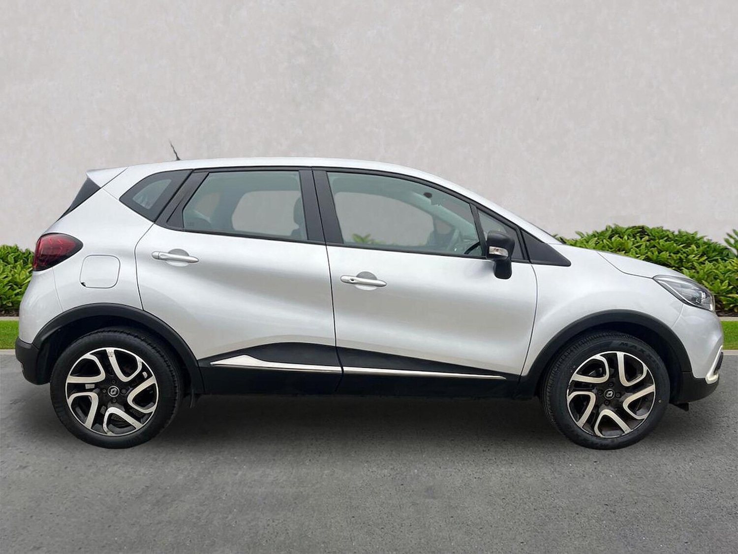 Used Renault Captur 2018 for sale - 78194667: Photo 3