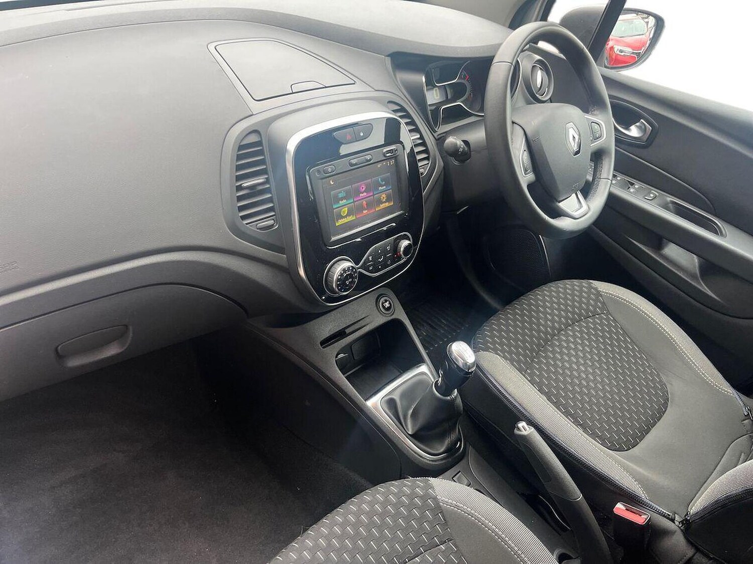 Used Renault Captur 2018 for sale - 78194667: Photo 7