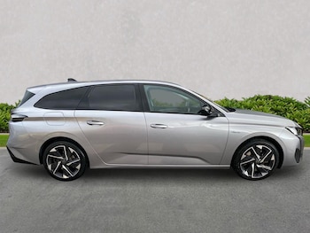 Used Peugeot 308 2024 for sale - 76777300: Photo