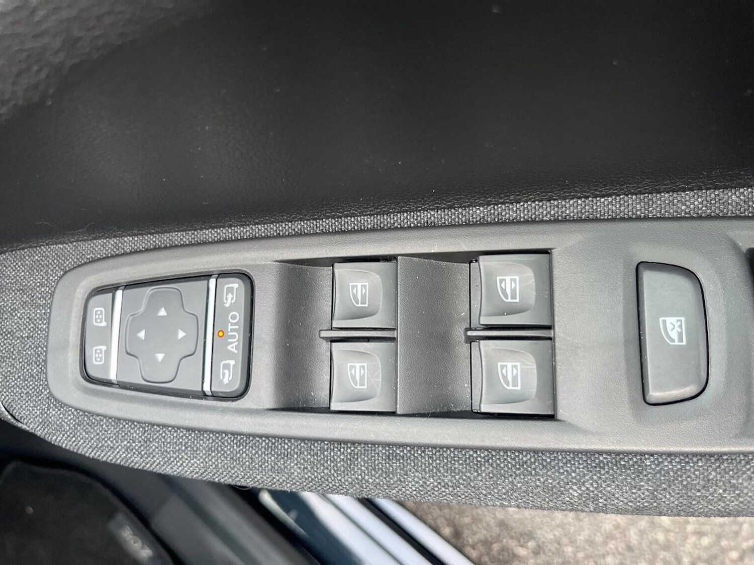 Used Renault Zoe 2022 for sale - 77019486: Photo 23