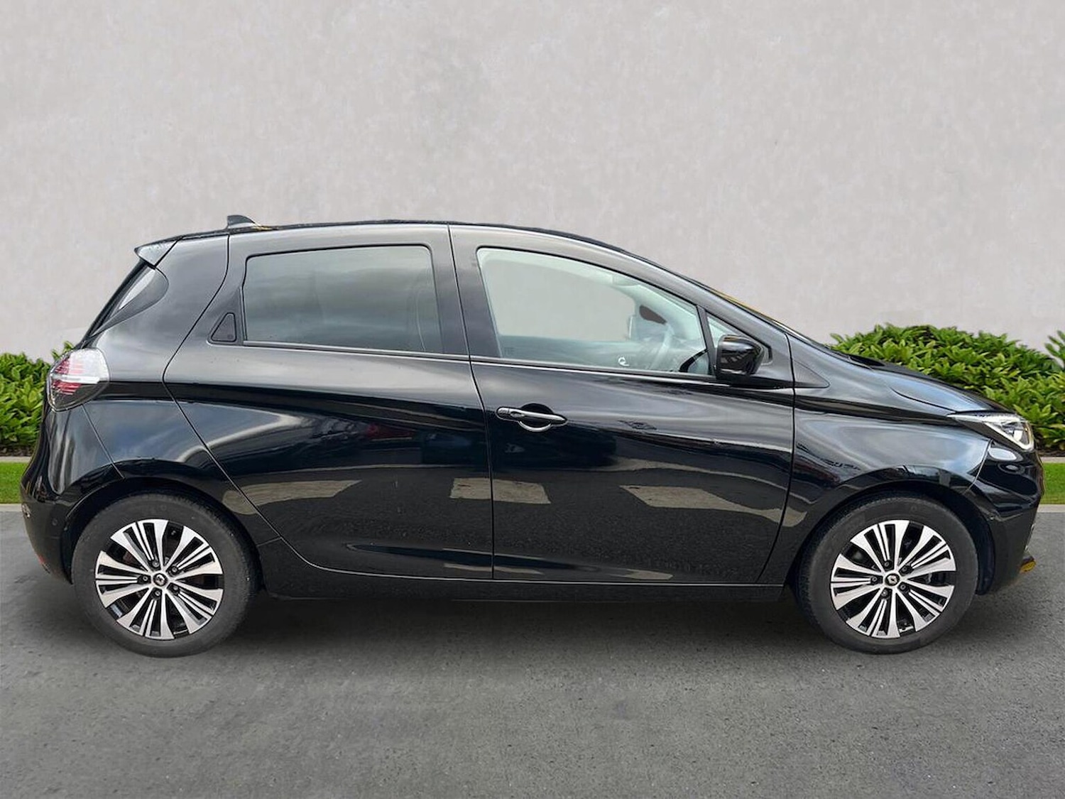 Used Renault Zoe 2022 for sale - 77019486: Photo 5
