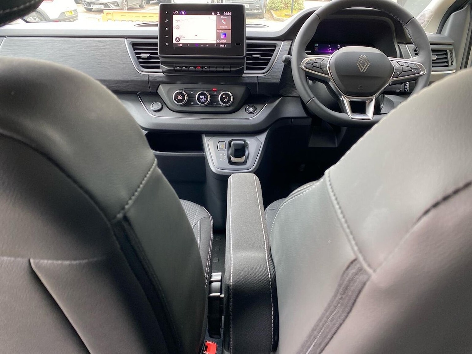 Used Renault Trafic 2026 for sale - 78195462: Photo 15