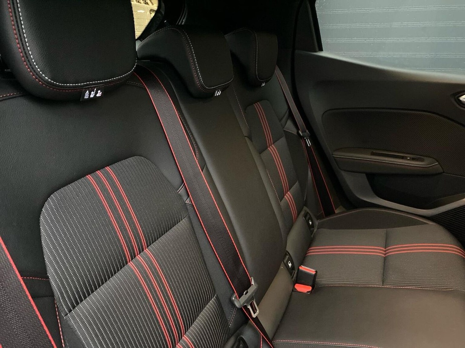 Used Renault Clio 2022 for sale - 76471000: Photo 16