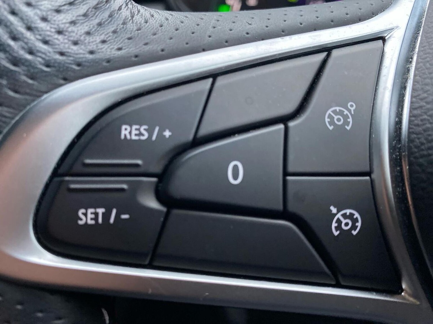 Used Renault Clio 2022 for sale - 76471000: Photo 27