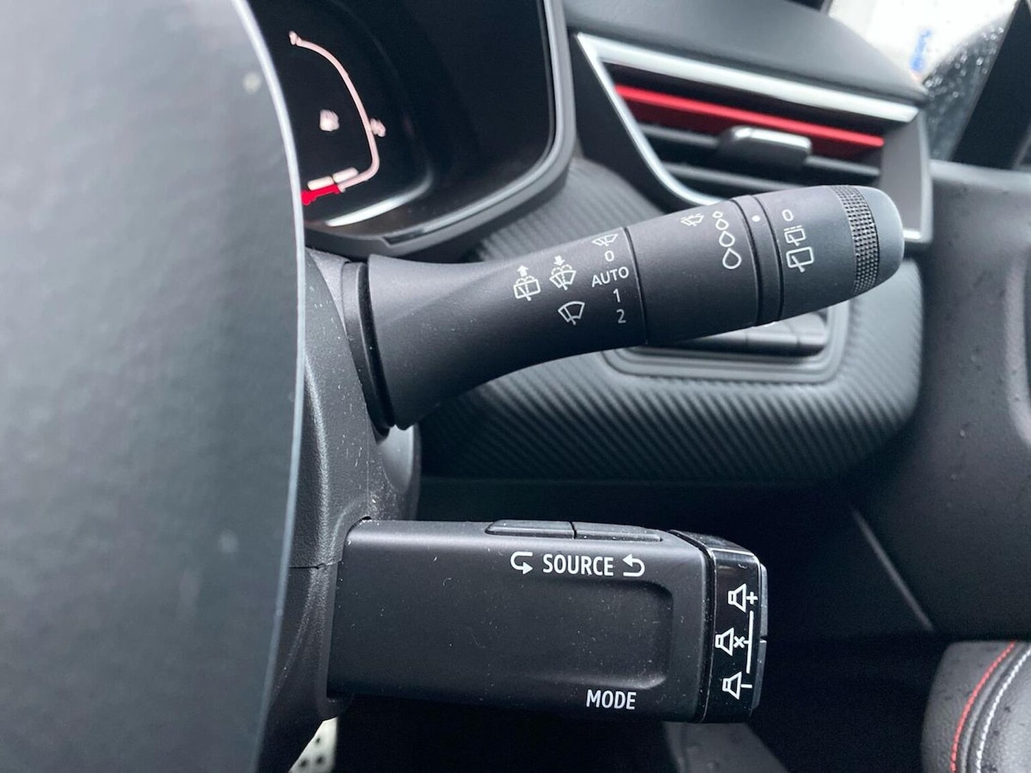 Used Renault Clio 2022 for sale - 76471000: Photo 28