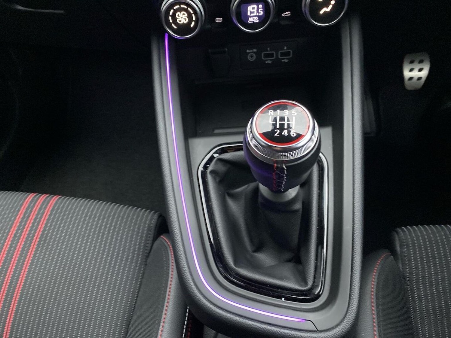 Used Renault Clio 2022 for sale - 76471000: Photo 44