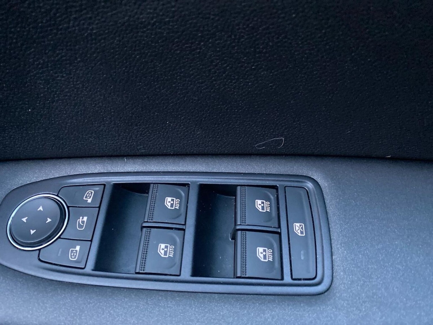 Used Renault Captur 2022 for sale - 76885055: Photo 21