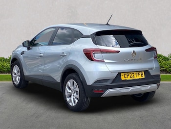 Used Renault Captur 2022 for sale - 75542255: Photo