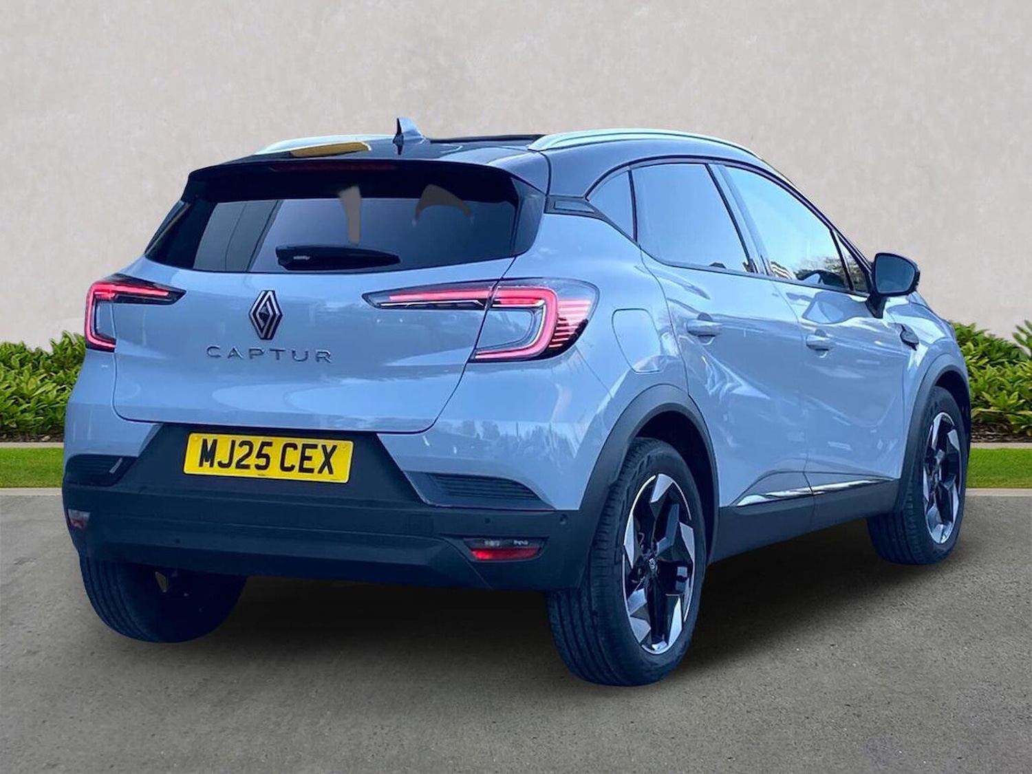 Used Renault Captur 2025 for sale - 76600093: Photo 18