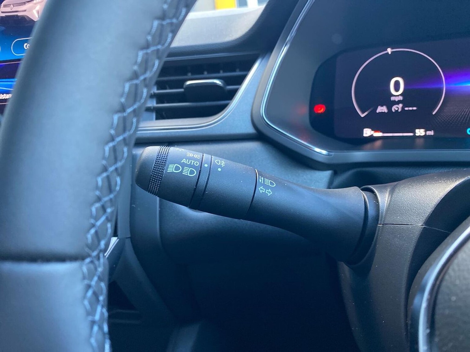 Used Renault Captur 2025 for sale - 76600093: Photo 29