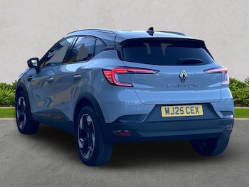 Used Renault Captur 2025 for sale - 76600093: Photo
