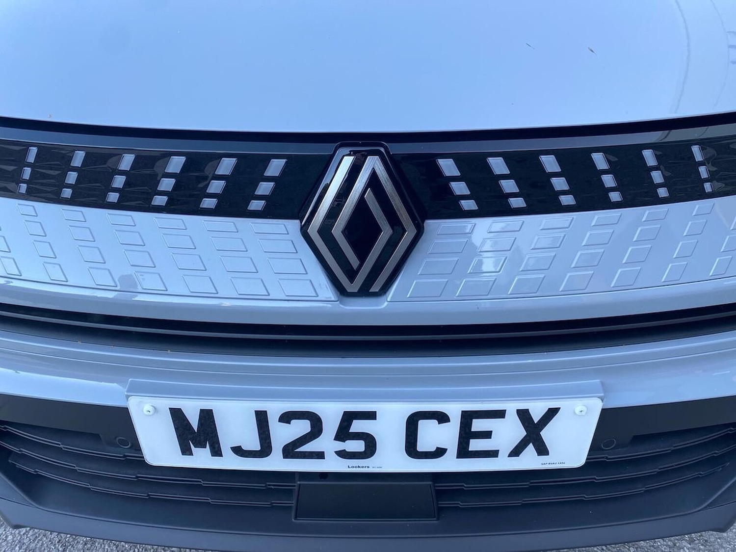 Used Renault Captur 2025 for sale - 76600093: Photo 32