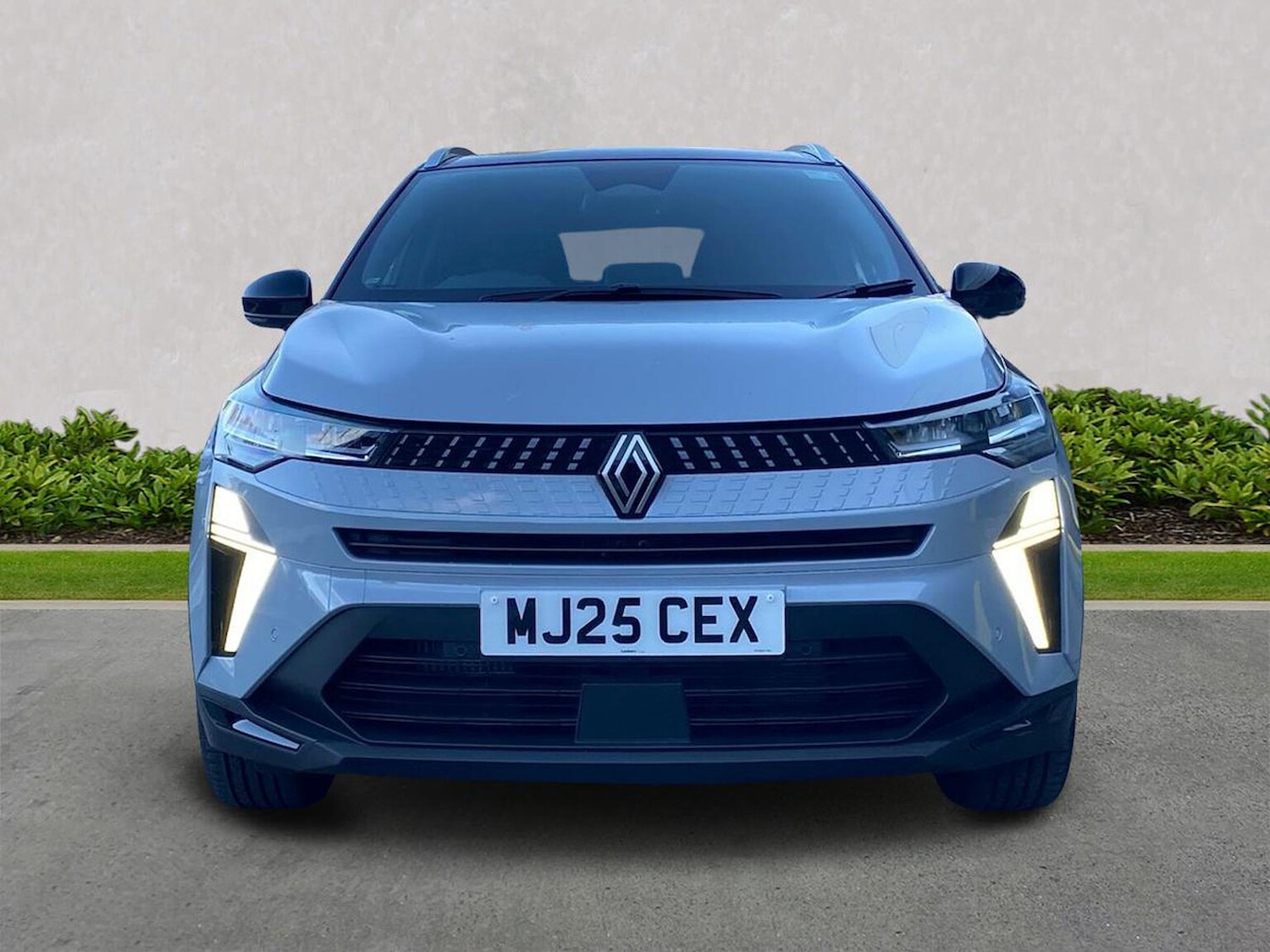 Used Renault Captur 2025 for sale - 76600093: Photo 5