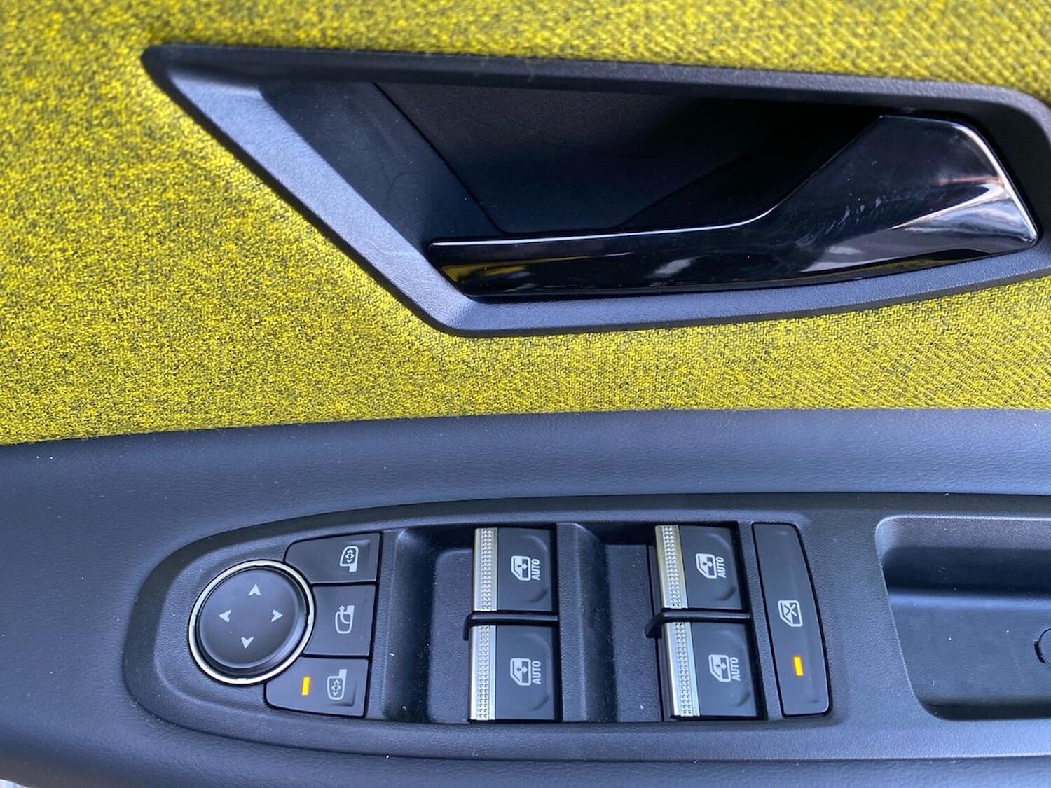 Used Renault 5 2025 for sale - 76627975: Photo 21