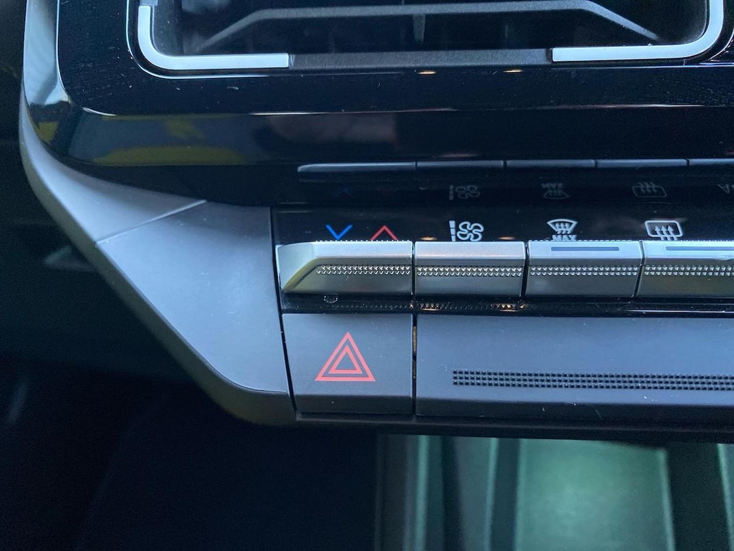 Used Renault 5 2025 for sale - 76627975: Photo 22