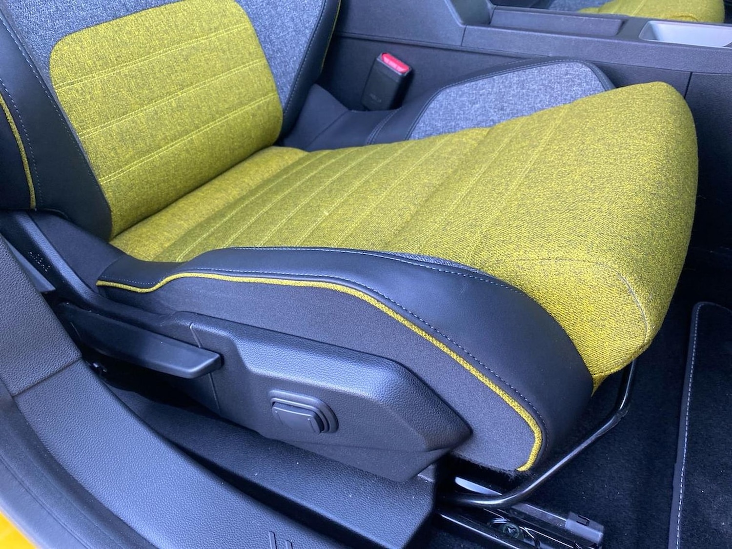 Used Renault 5 2025 for sale - 76627975: Photo 30