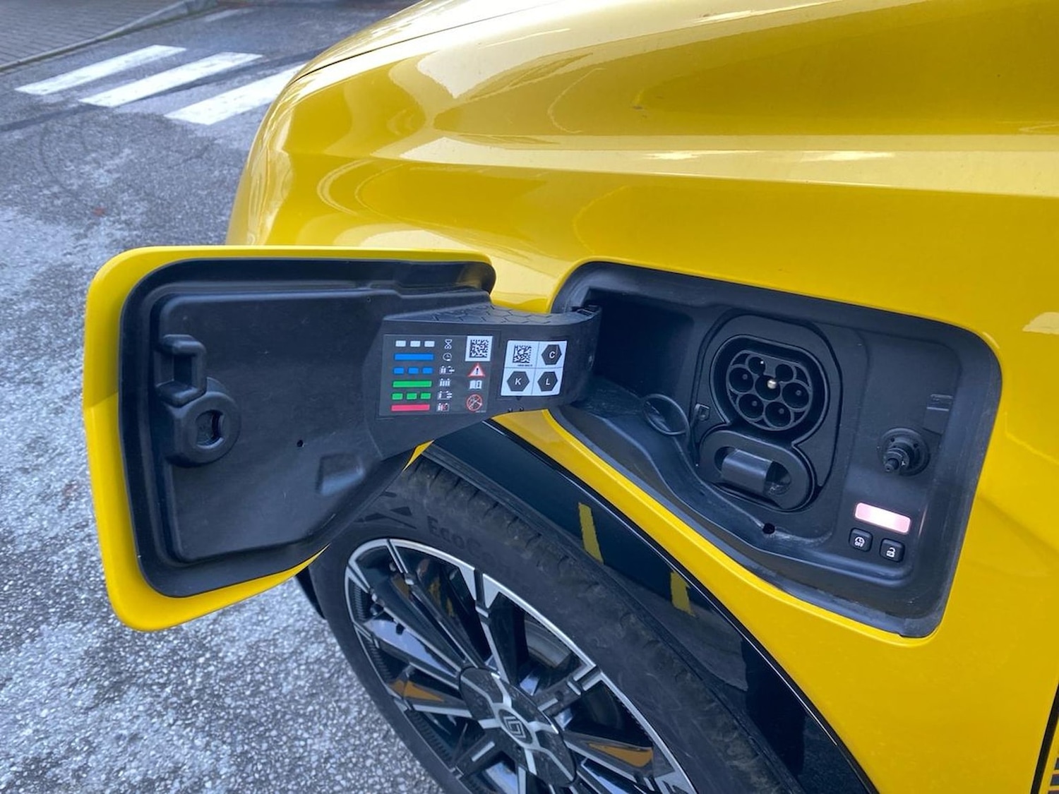 Used Renault 5 2025 for sale - 76627975: Photo 43