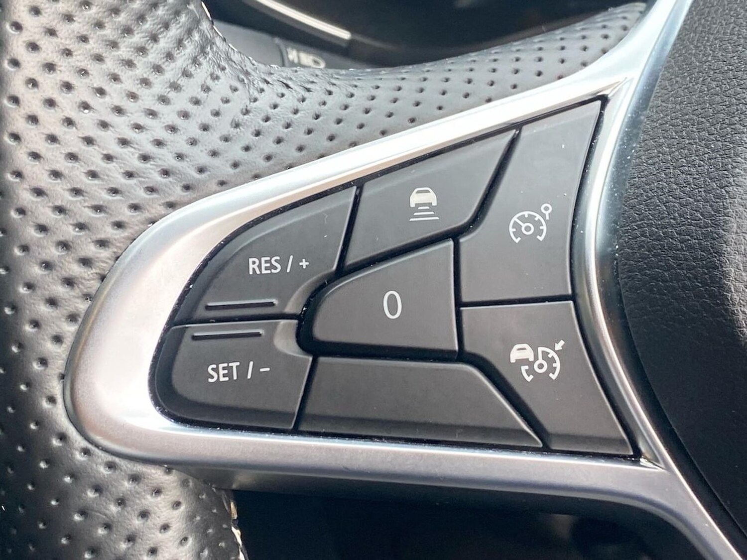 Used Renault Arkana 2023 for sale - 78195473: Photo 28