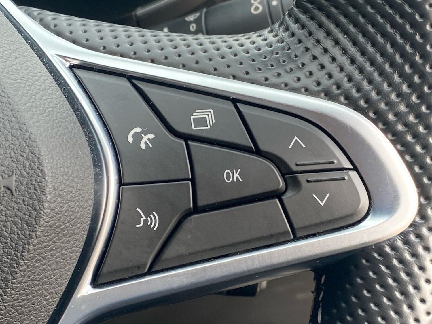 Used Renault Arkana 2023 for sale - 78195473: Photo 29